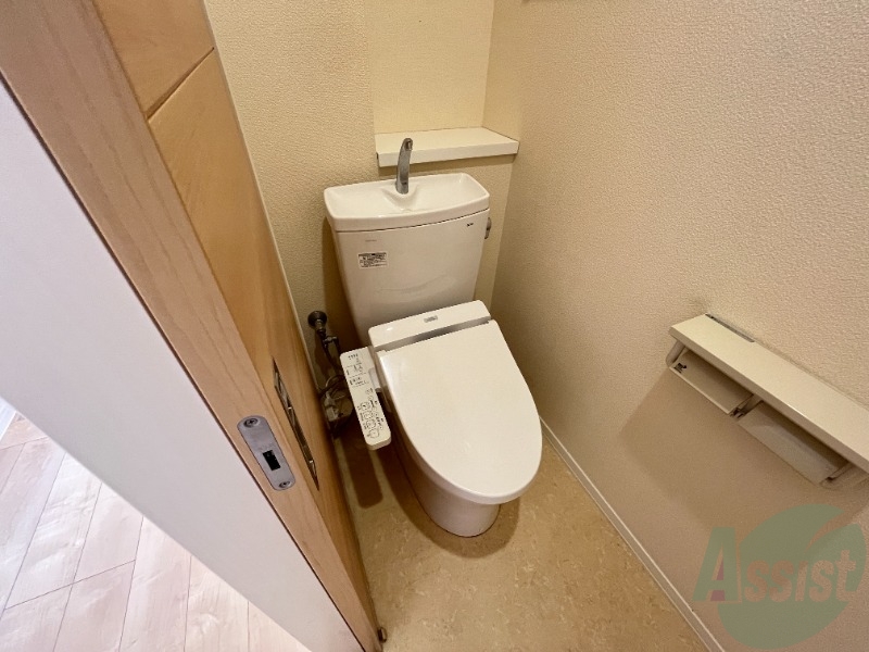 トイレ　トイレは清潔感があり安心して使用できそうです。