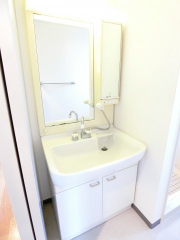 洗面設備　詳細は、RISUMO江坂本店→06-6155-7137まで♪