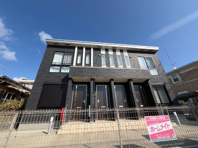 建物外観　外観写真（昼）