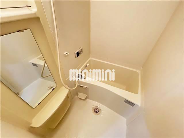 バス・シャワールーム　※同一物件内、別の部屋の写真です