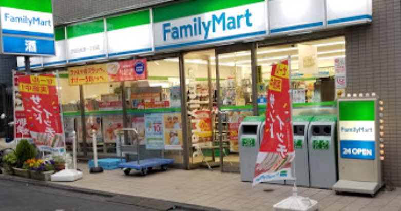 コンビニ　ファミリーマート 世田谷松原一丁目店（コンビニ）まで338m