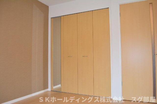 収納　クローゼット
