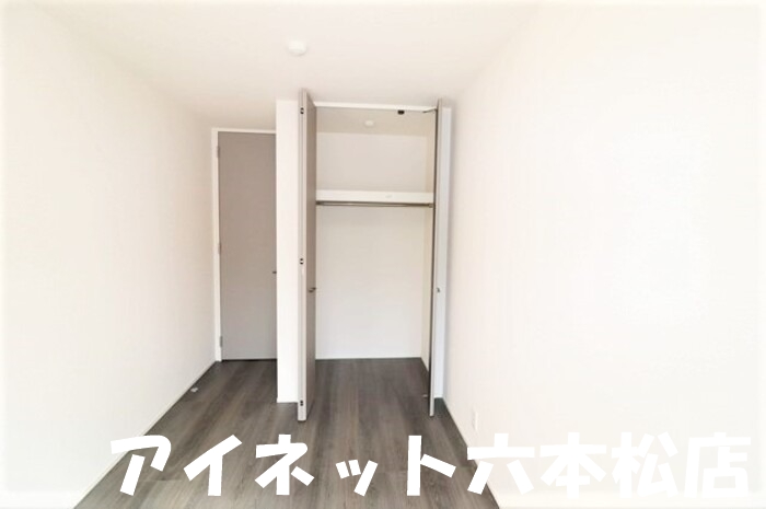 収納　収納も完備。