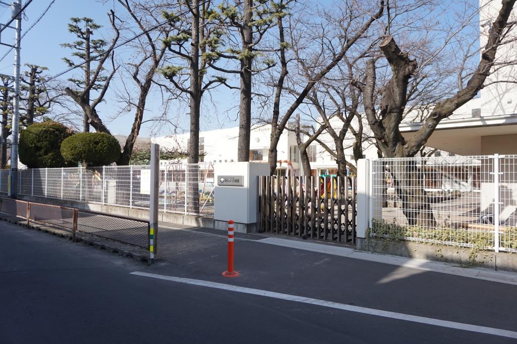 幼稚園・保育園　草加氷川幼稚園（幼稚園・保育園）まで243m
