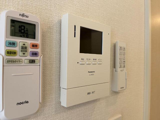セキュリティ　モニター付きドアフォン（イメージ）