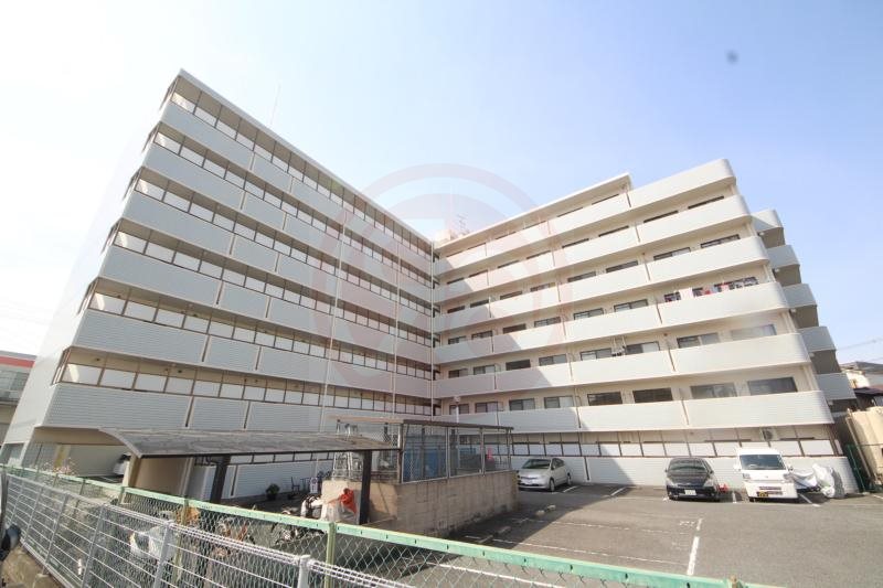 建物外観　落ち着いた雰囲気の外観です