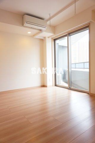 居室・リビング　開放感のあるゆったりとしたお部屋です♪