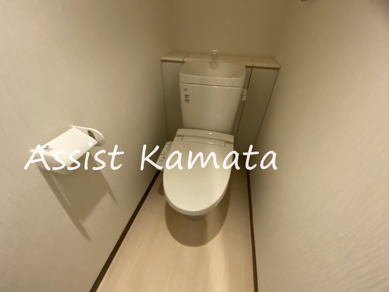 トイレ　写真は同タイプの別号室です