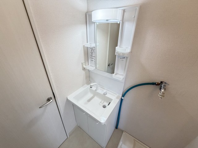 洗面設備　広い洗面スペース