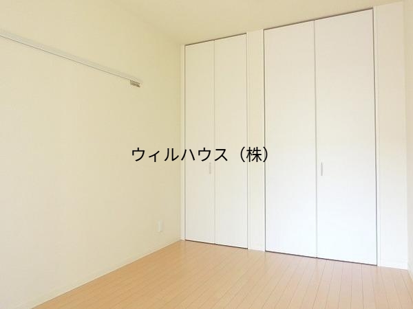 その他部屋・スペース　明るい洋室！