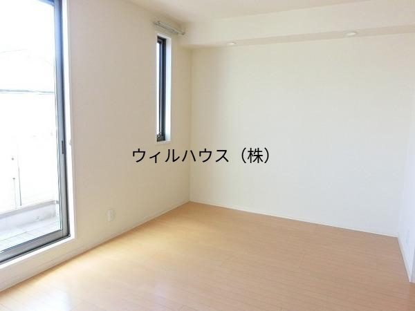 居室・リビング　広々としたリビング！