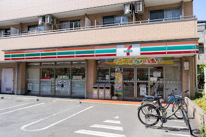 コンビニ　セブンイレブン 板橋高島平8丁目店（コンビニ）まで404m