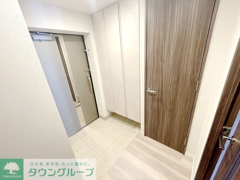 玄関　お問合せは(株)タウンハウジングレジデンス事業部までお問合…