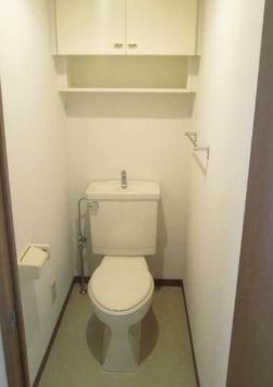 トイレ　コンパクトで使いやすいトイレです