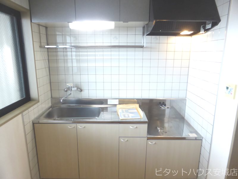 キッチン　別部屋リノベーション前写真