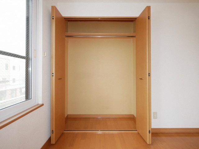 収納　衣類の収納に便利な、クローゼット収納です♪