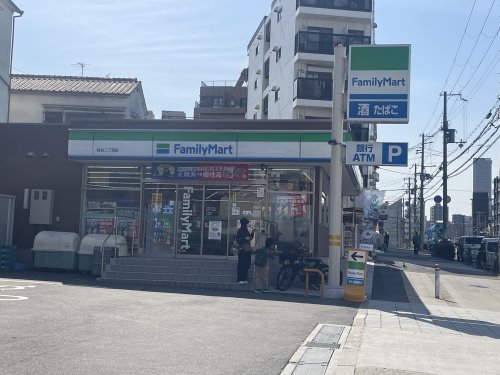 コンビニ　ファミリーマート 桃谷二丁目店（コンビニ）まで318m