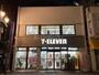 コンビニ　セブンイレブン広尾駅前店（コンビニ）まで372m