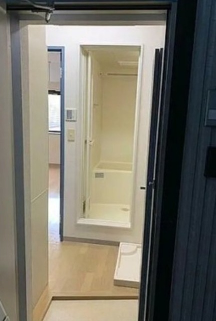 玄関　同仕様タイプ
