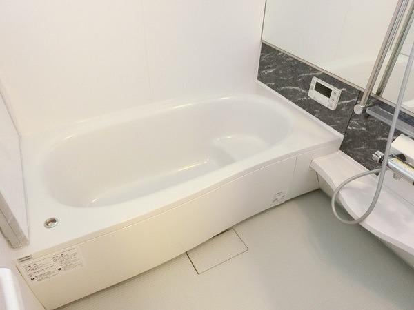 バス・シャワールーム　同型使用写真！