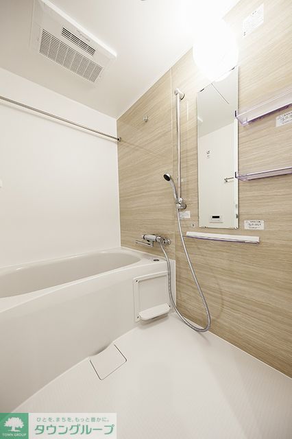 バス・シャワールーム　※写真は同タイプ住戸です。