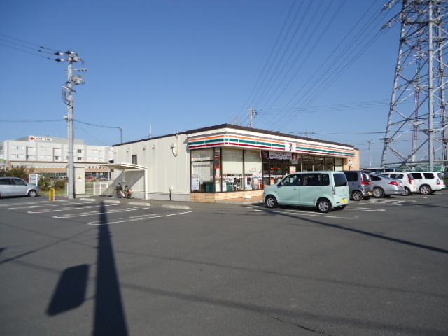 コンビニ　セブン－イレブン古河日赤前店（コンビニ）まで1415m