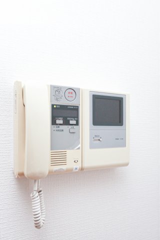 セキュリティ　別号室（反転タイプ）のものです。現状優先になります。