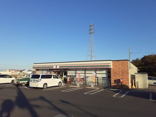 コンビニ　セブンイレブンひたちなか高場店（コンビニ）まで270m