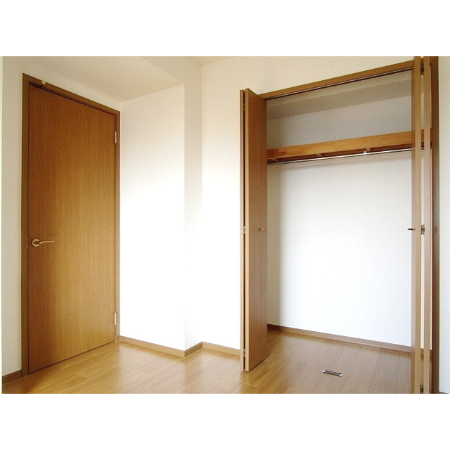 収納　シンプルで使いやすいクローゼット