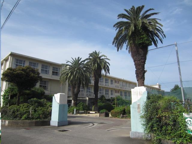中学校　宮崎市立宮崎東中学校（中学校）まで1517m