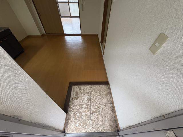 ゴールデンハイツの玄関写真