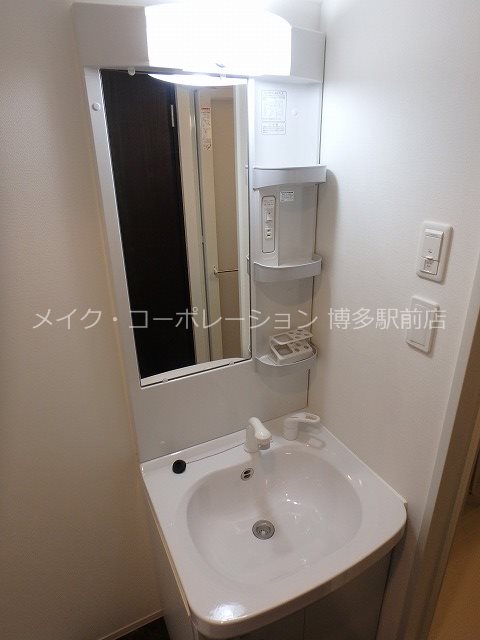 洗面設備　同物件別部屋引用です♪