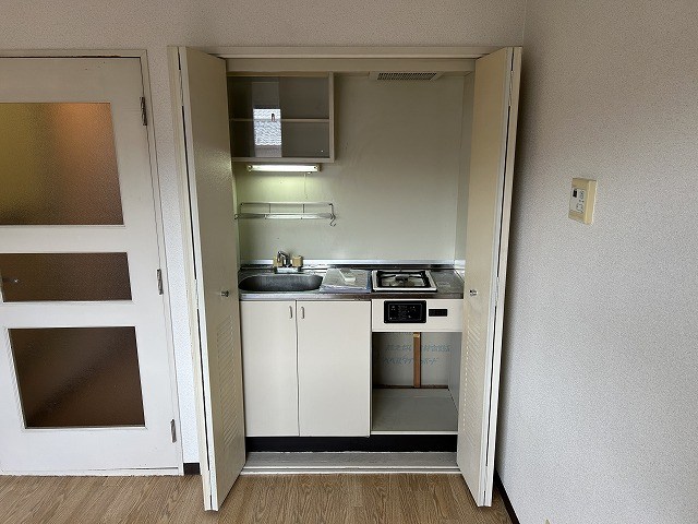 キッチン　参考写真。