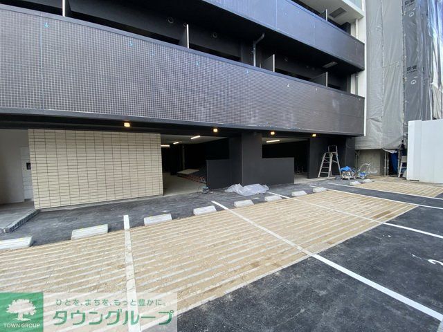 駐車場　駐車場