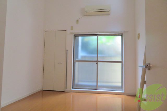 居室・リビング　ロフトがあっても開放感あるお部屋ですねー
