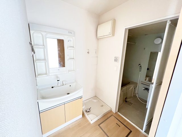 洗面設備　※別部屋参考写真