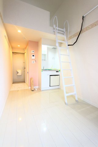 居室・リビング　同タイプ参考写真です。