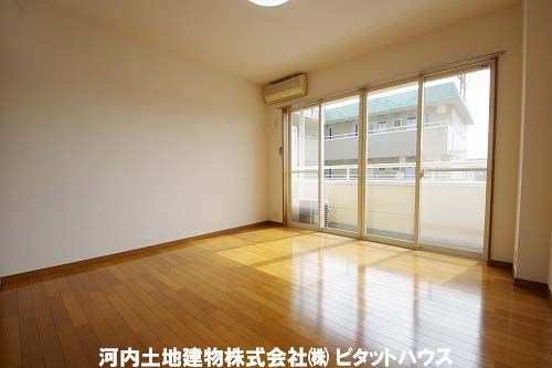 居室・リビング　洋室８帖
