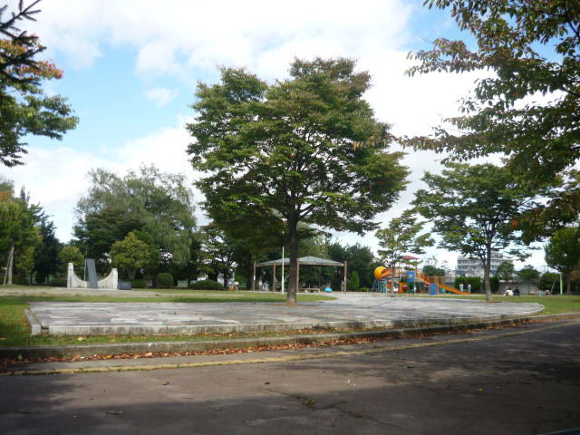 公園　富沢公園（公園）まで600m