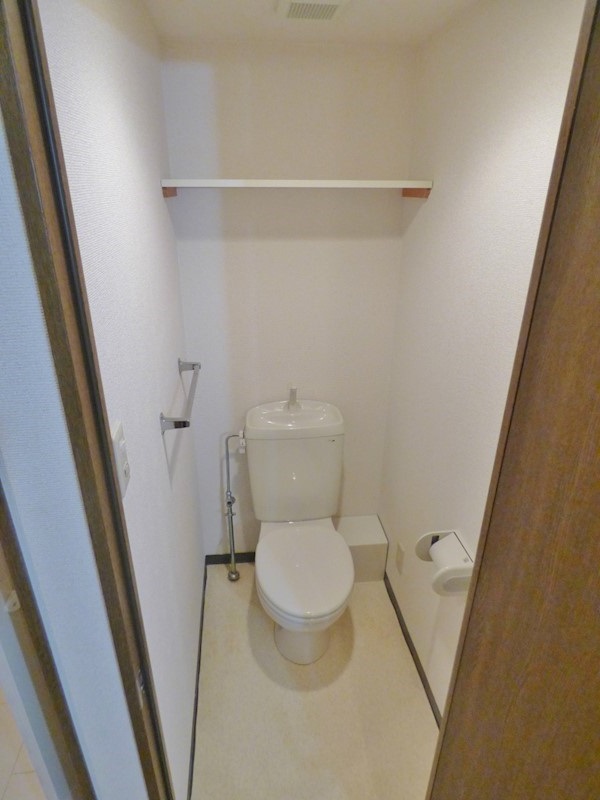 トイレ　別部屋参考写真