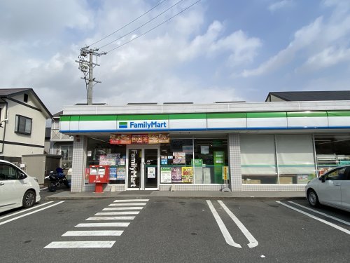 コンビニ　ファミリーマート御立（コンビニ）まで527m