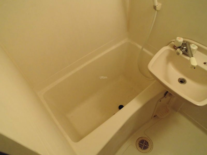 バス・シャワールーム　※別のお部屋のお写真です。御参考までに。