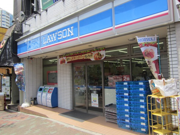 コンビニ　ローソン目黒大鳥神社前店（コンビニ）まで180m
