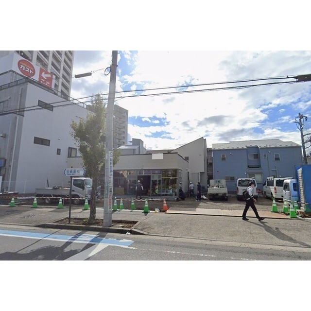 コンビニ　セブンイレブンさいたま沼影１丁目店（コンビニ）まで270m