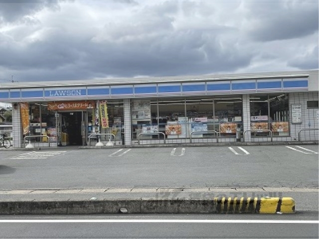 コンビニ　ローソン田原本八尾店（コンビニ）まで2100m