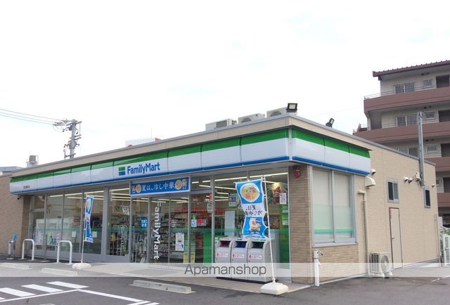 コンビニ　ファミリーマート知立堀切店（コンビニ）まで485m
