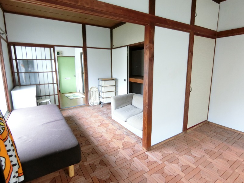 その他部屋・スペース　明るいお部屋（家具家電は付きません）