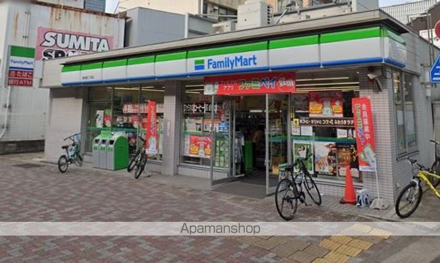 コンビニ　ファミリーマート（コンビニ）まで349m