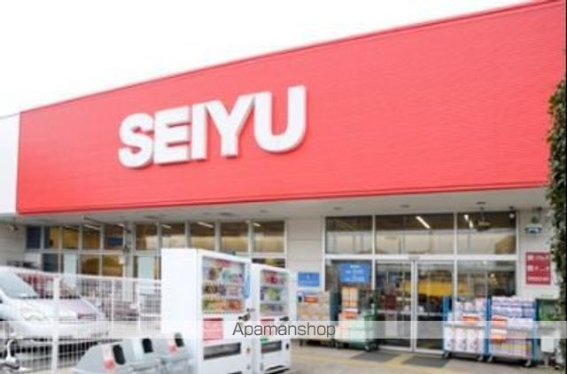 コンビニ　ファミリーマート（コンビニ）まで400m