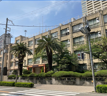 小学校　大阪市立日吉小学校（小学校）まで877m